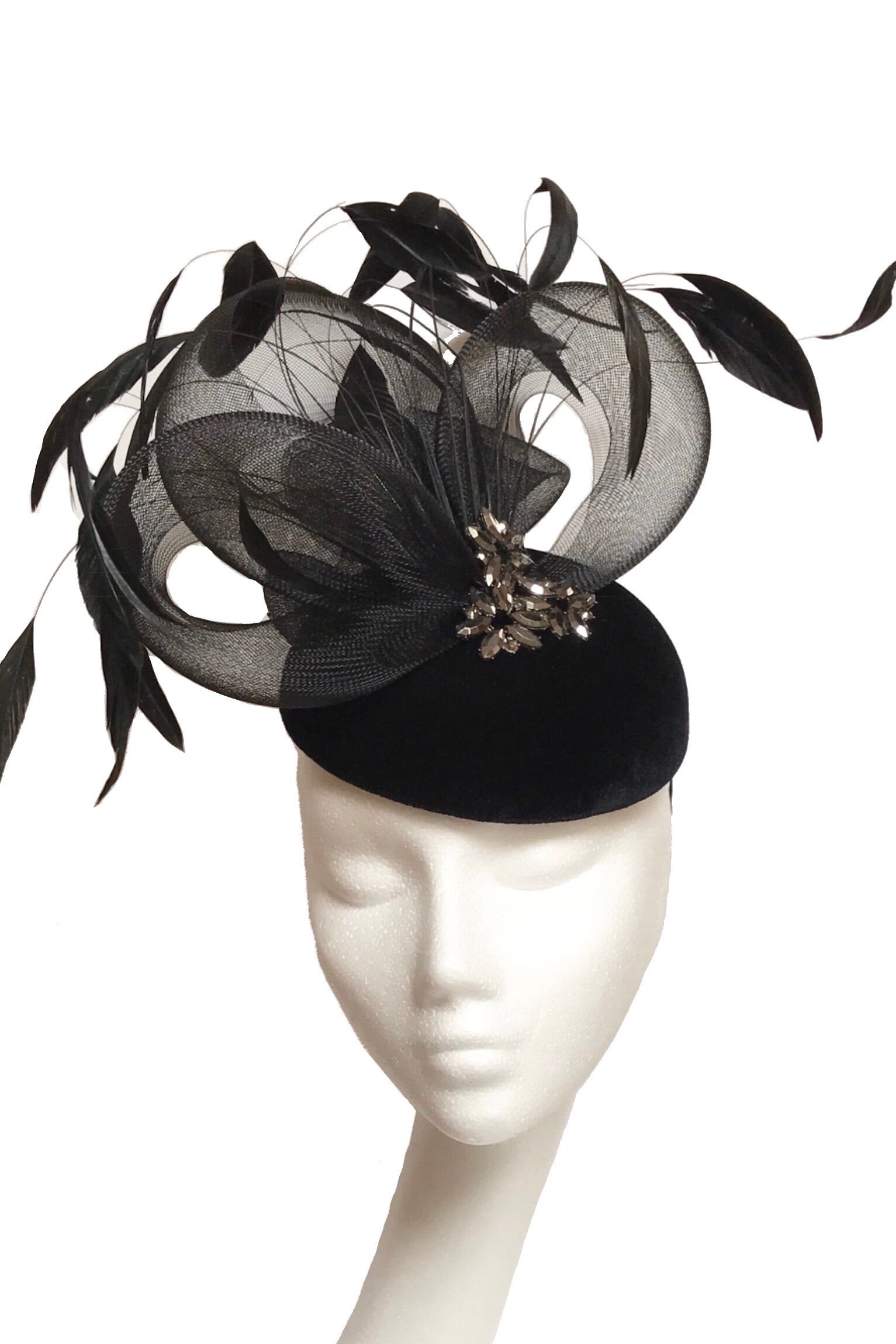 Black designer hat for Alison Roe Millinery Hat Hire Tipperary