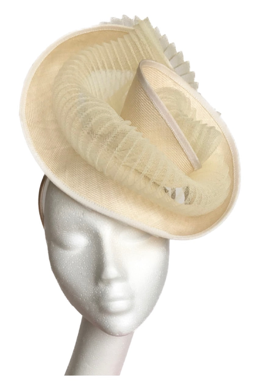 Ivory & Cream Headpiece for Hire (W8)