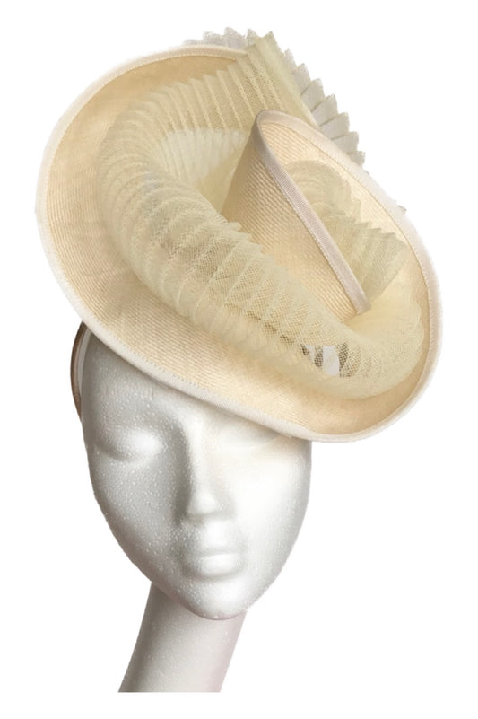 Ivory & Cream Headpiece for Hire (W8)