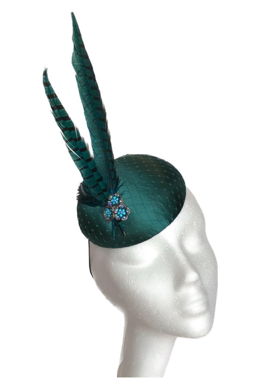 Green Headpiece to hire