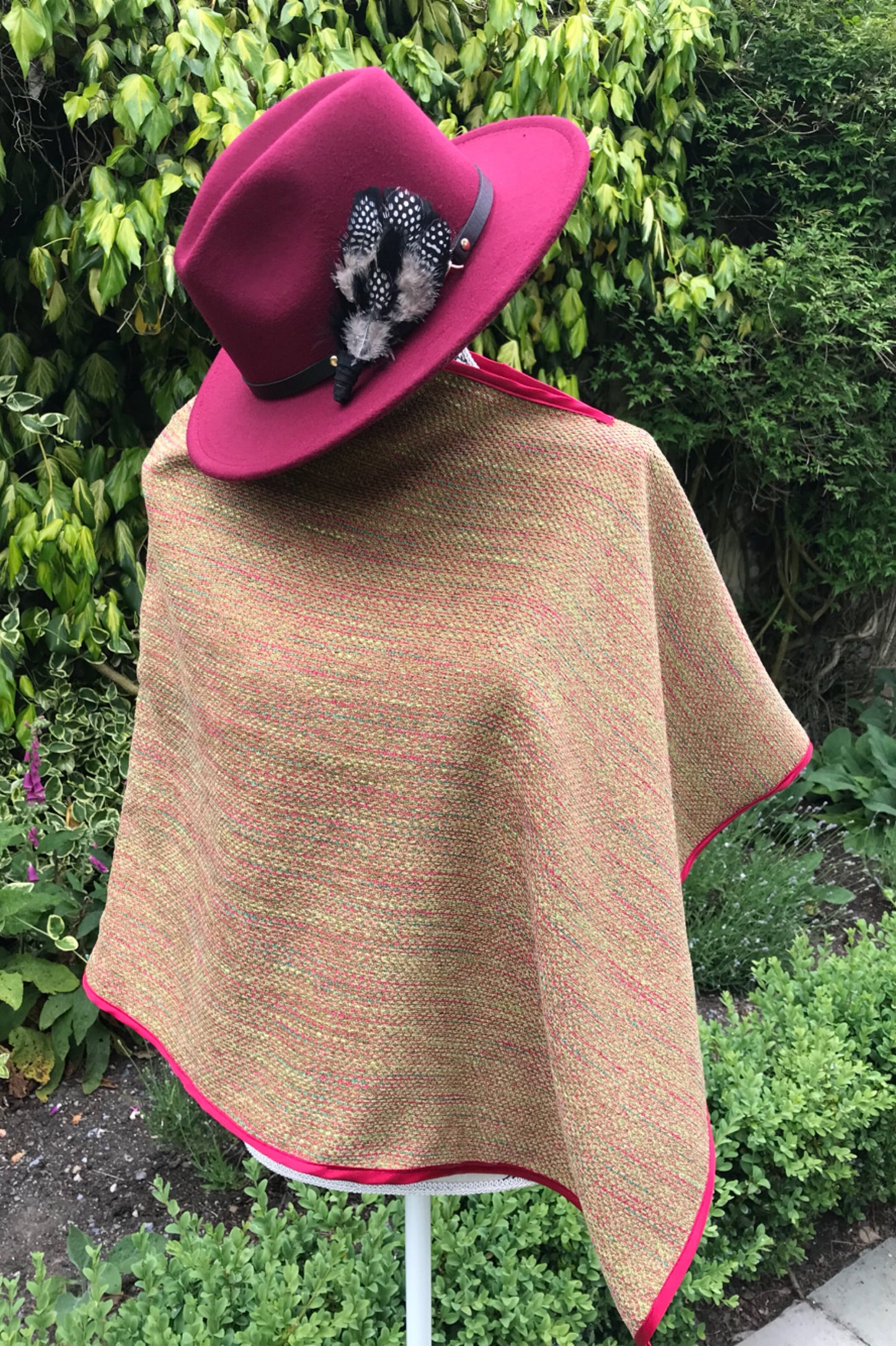 Green & Pink Cape